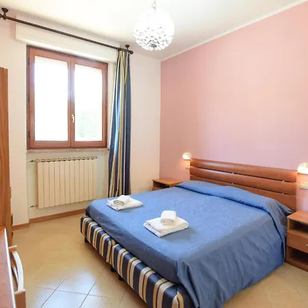 Apartment Lovely In